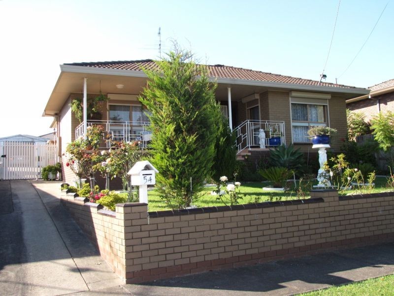 54 Cross Street, Newborough VIC 3825