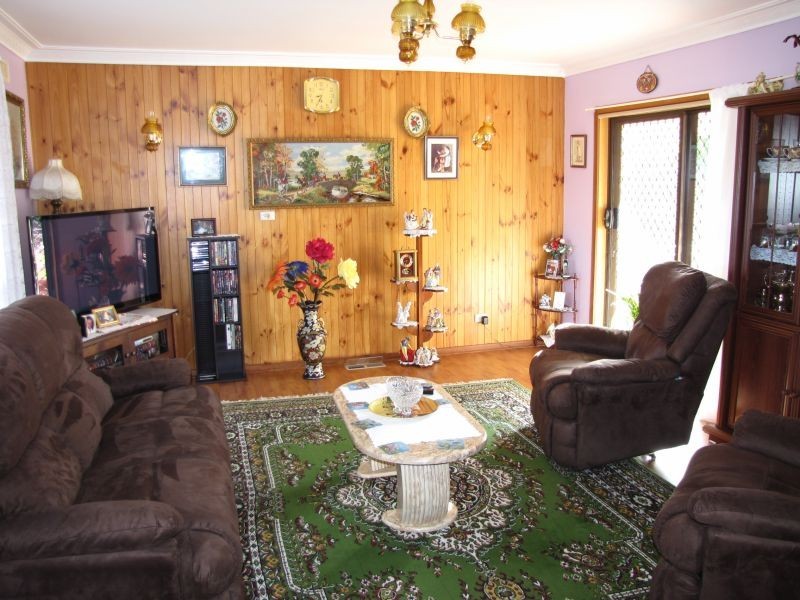 54 Cross Street, Newborough VIC 3825