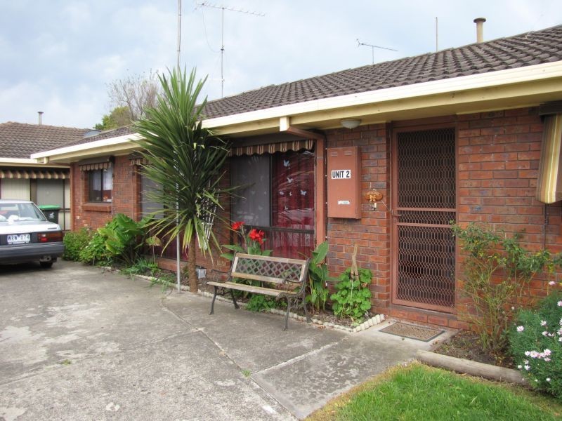 2/2 Evelyn Street, Moe VIC 3825