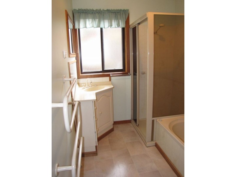 54 Shanahan Parade, Newborough VIC 3825