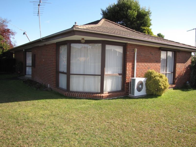 20 Stirling Street, Moe VIC 3825