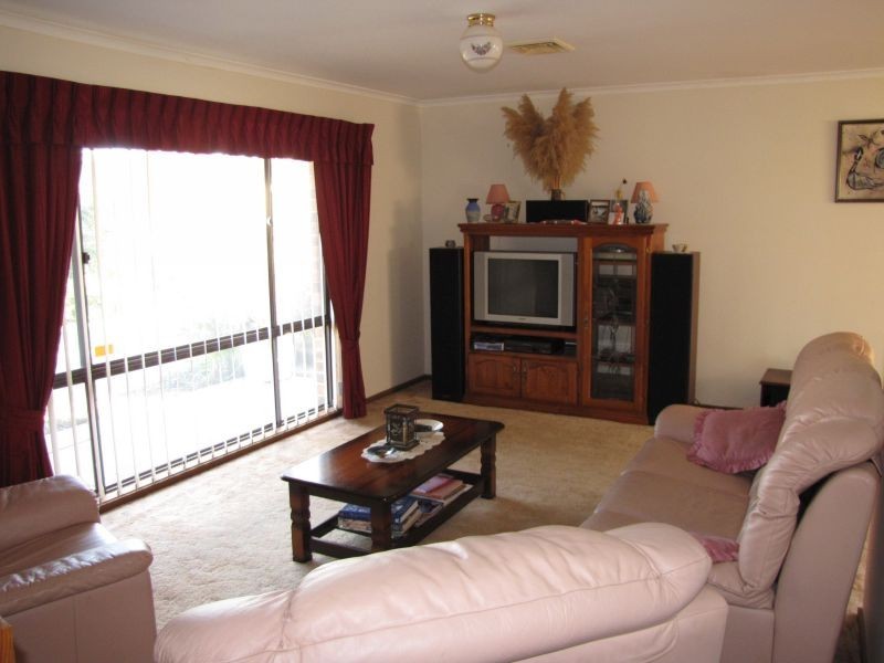 79 Coalville Road, Moe VIC 3825