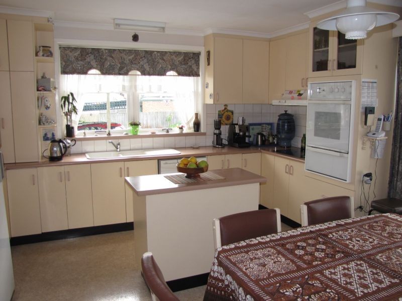 2-4 Parkin Street, Moe VIC 3825