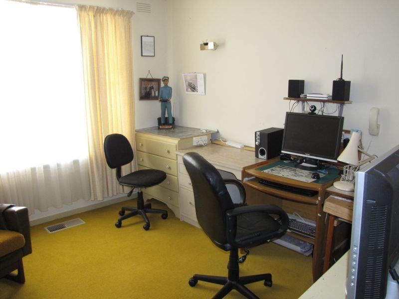 2-4 Parkin Street, Moe VIC 3825