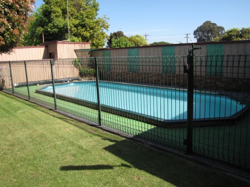 2-4 Parkin Street, Moe VIC 3825