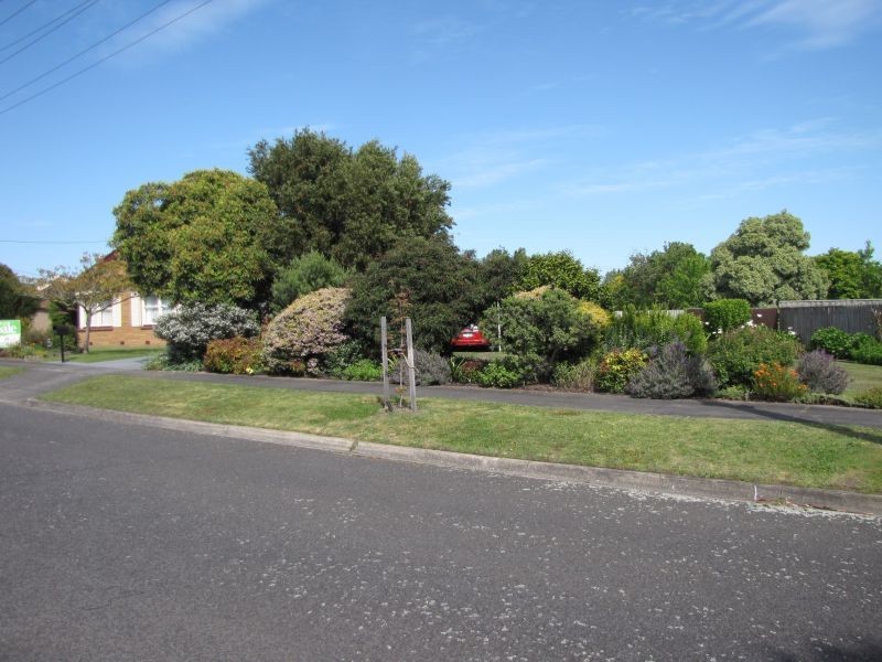 2-4 Parkin Street, Moe VIC 3825