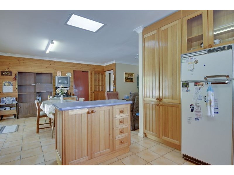 42 Mills Road, Coalville VIC 3825