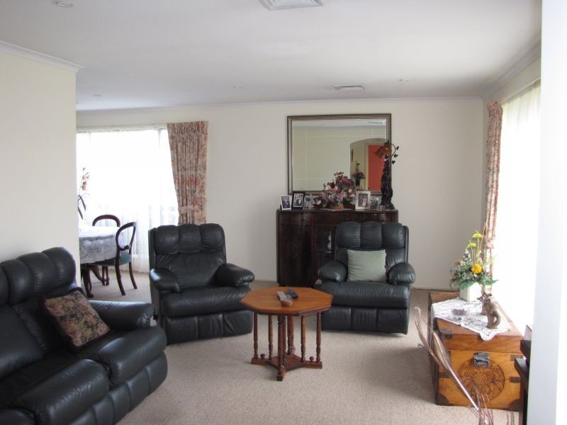 3 Colli Drive, Newborough VIC 3825