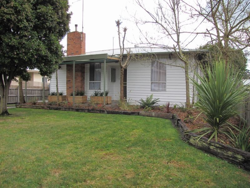 18 Phillip Street, Moe VIC 3825