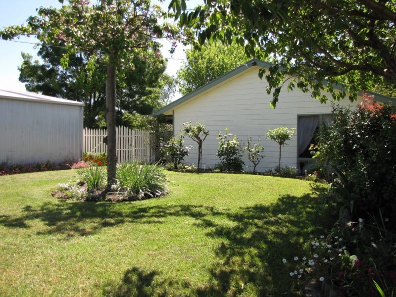 55 Scorpio Drive, Moe VIC 3825