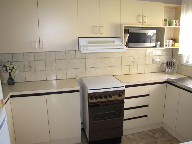 28/15 Burrage Court, Moe VIC 3825