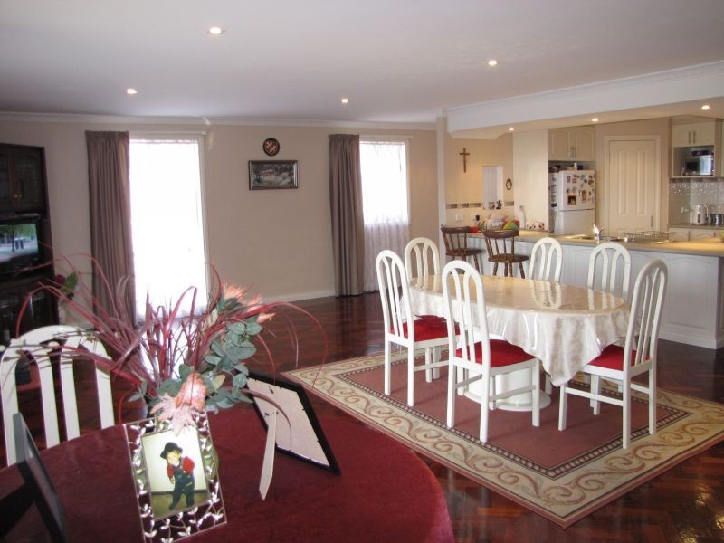 2 Orion Court, Moe VIC 3825