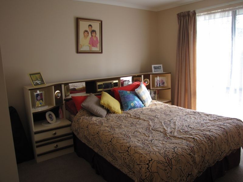 2 Orion Court, Moe VIC 3825