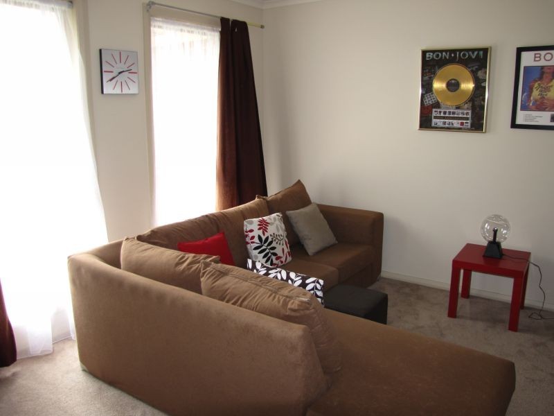 21 Hawker Street, Moe VIC 3825