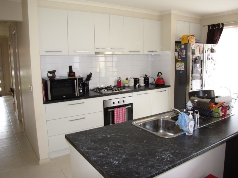 21 Hawker Street, Moe VIC 3825