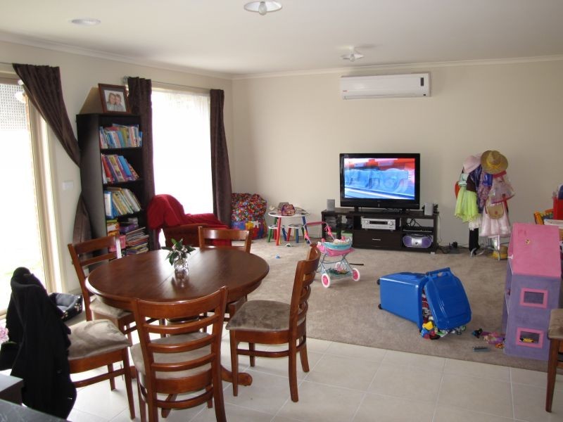 21 Hawker Street, Moe VIC 3825