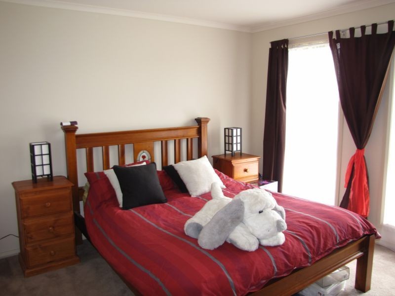 21 Hawker Street, Moe VIC 3825