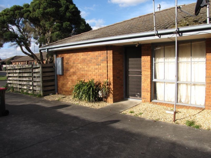 1/8 Hyland Street, Moe VIC 3825