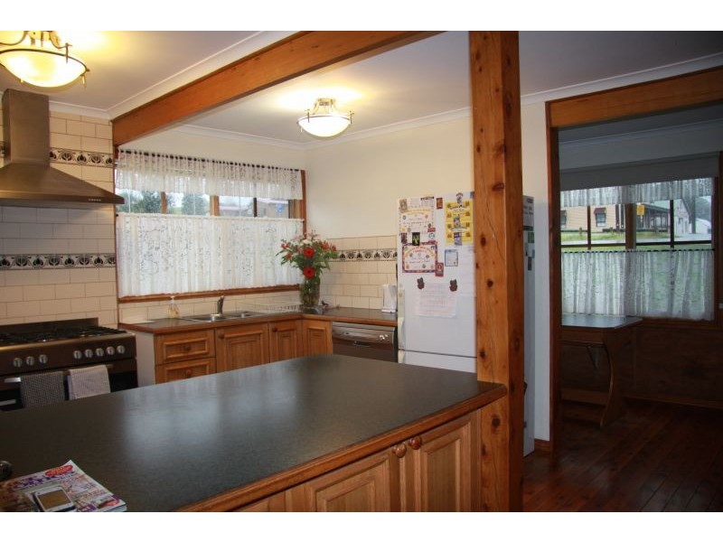 18A School Road, Erica VIC 3825