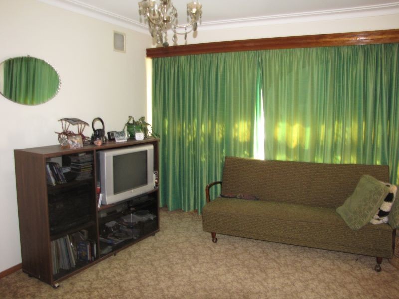 25 Elswyk Road, Moe VIC 3825