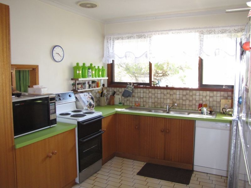 25 Elswyk Road, Moe VIC 3825