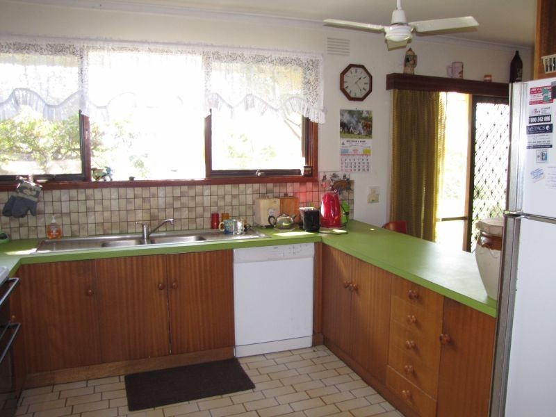 25 Elswyk Road, Moe VIC 3825