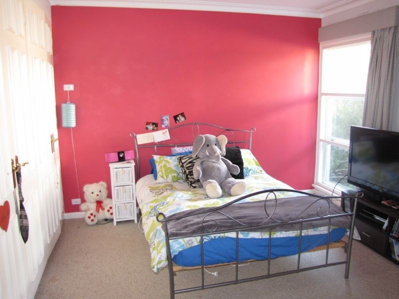 15-17 Lisle Street, Moe VIC 3825