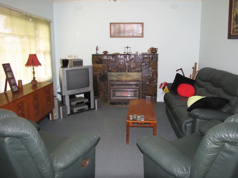 26 Reservoir Road, Moe VIC 3825