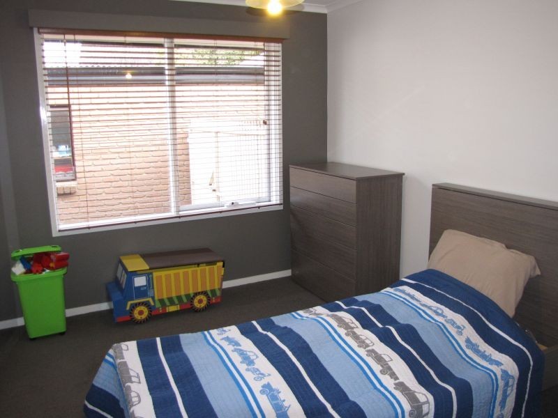 6 Blyth Court, Newborough VIC 3825