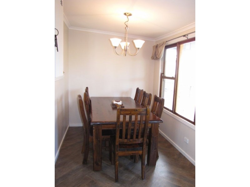 54 Darlimula Avenue, Newborough VIC 3825