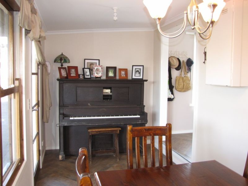 54 Darlimula Avenue, Newborough VIC 3825