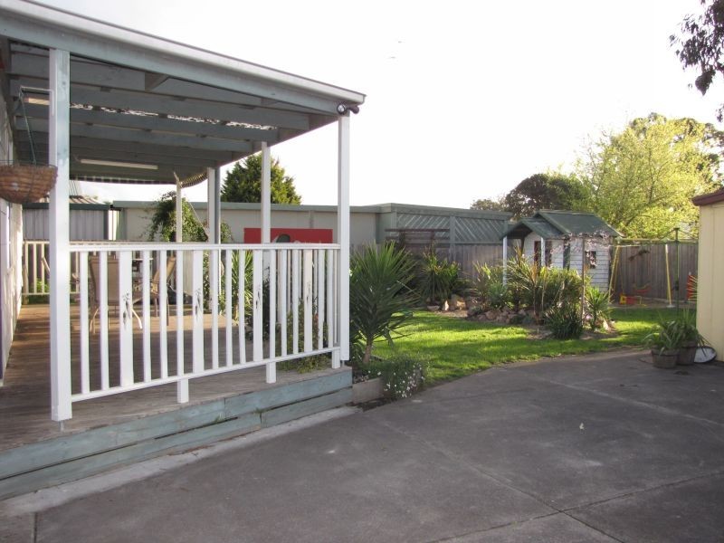 54 Darlimula Avenue, Newborough VIC 3825