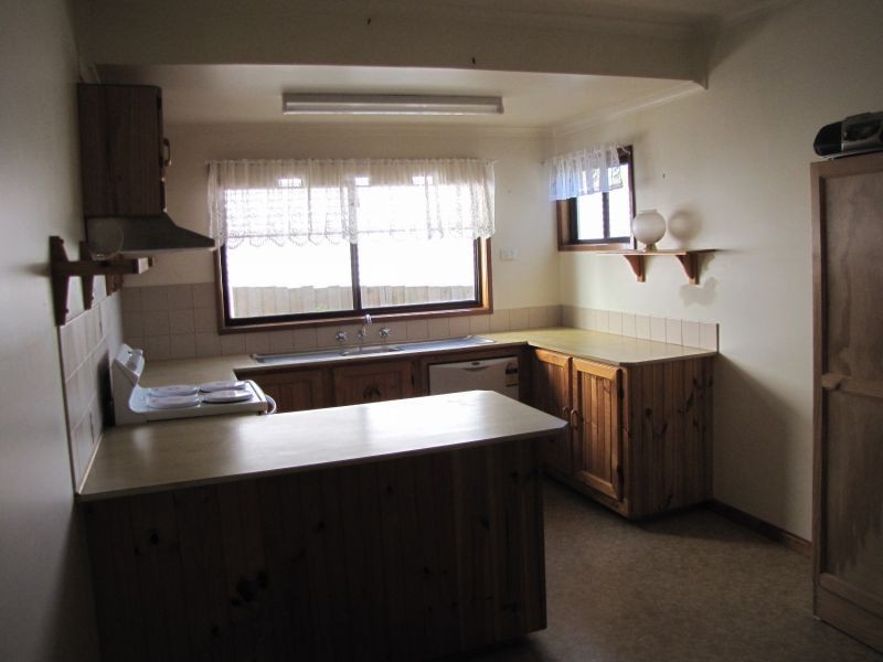 33 Leith Street, Newborough VIC 3825