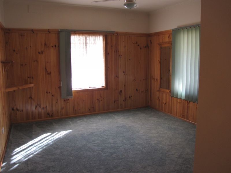 33 Leith Street, Newborough VIC 3825