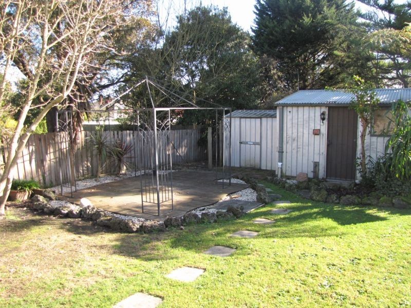33 Leith Street, Newborough VIC 3825