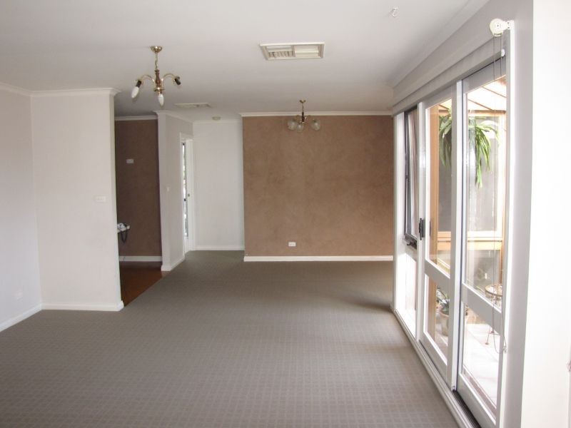 22 Ollerton Avenue, Newborough VIC 3825