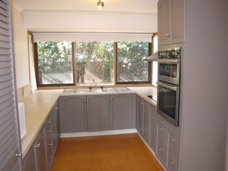 22 Ollerton Avenue, Newborough VIC 3825