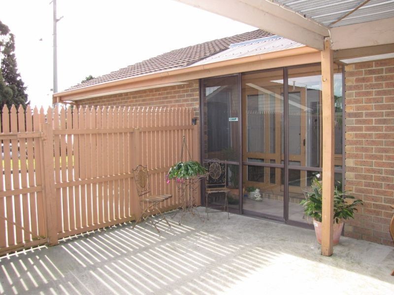 22 Ollerton Avenue, Newborough VIC 3825