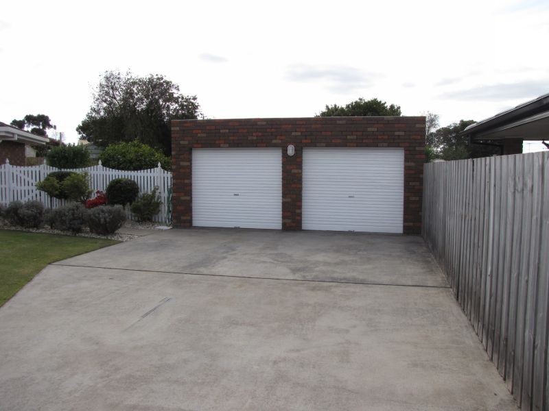 5 Blyth Court, Newborough VIC 3825