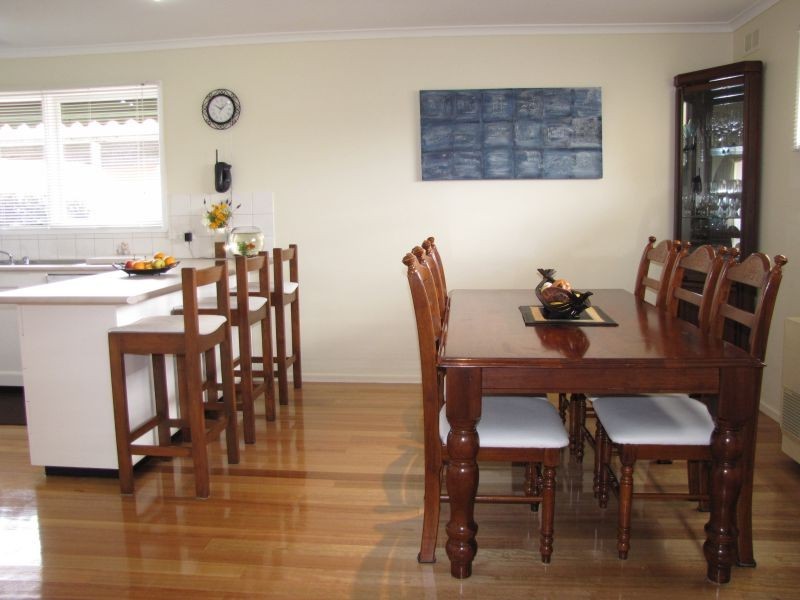 5 Blyth Court, Newborough VIC 3825
