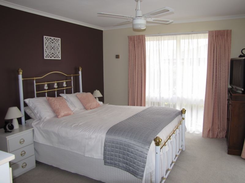 5 Blyth Court, Newborough VIC 3825