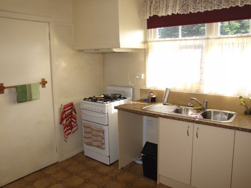 48 Service Road, Moe VIC 3825