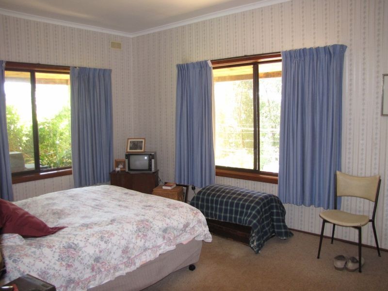 45 Lynne Avenue, Moe South VIC 3825