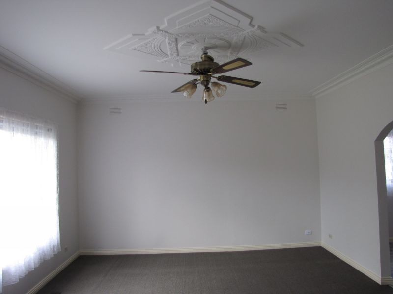 124 Service Road, Moe VIC 3825