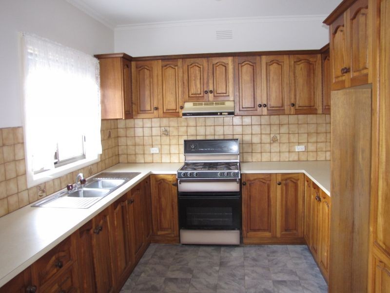 124 Service Road, Moe VIC 3825