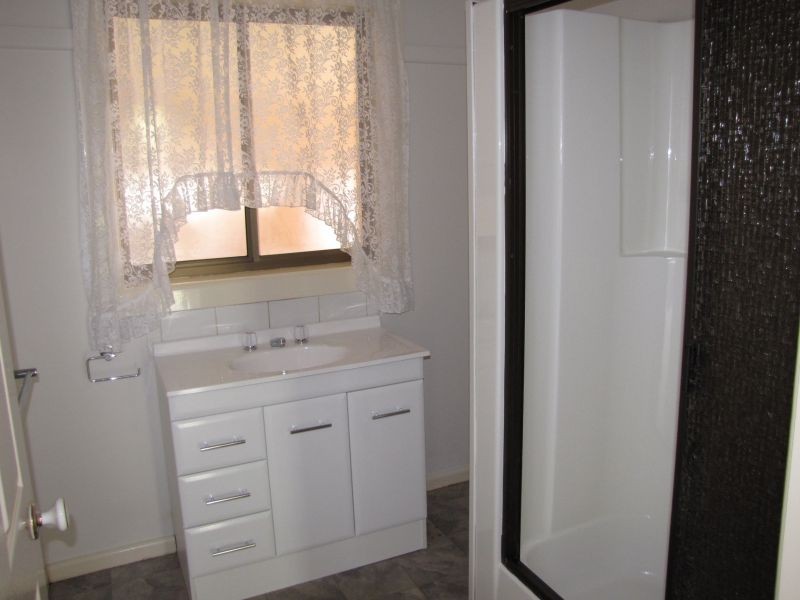 124 Service Road, Moe VIC 3825