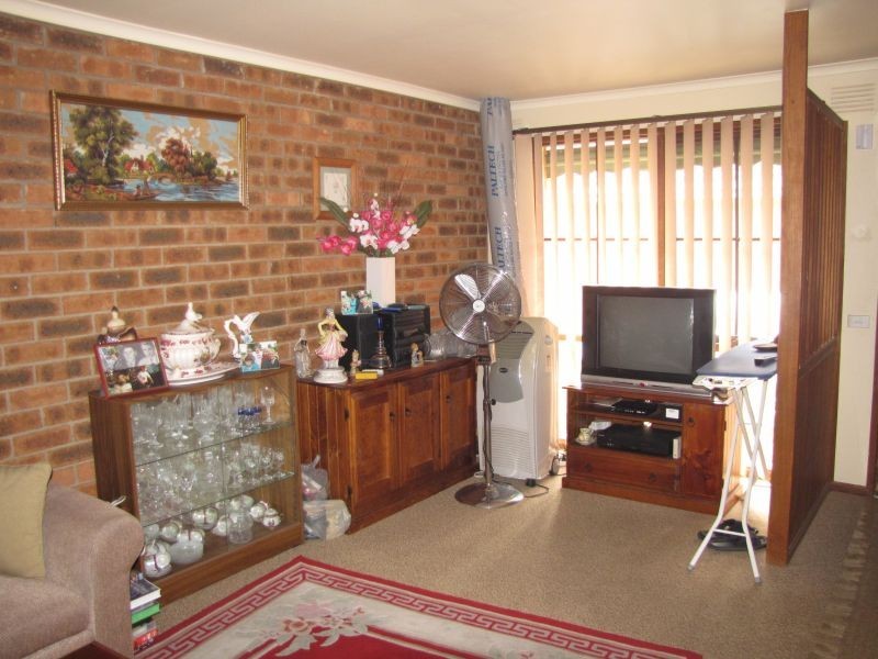 3/8 Hyland Street, Moe VIC 3825