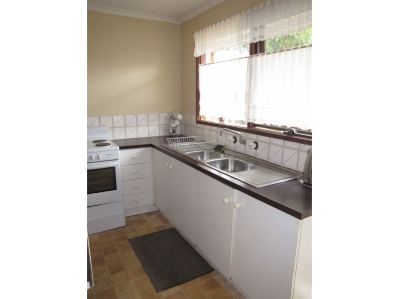 3/8 Hyland Street, Moe VIC 3825