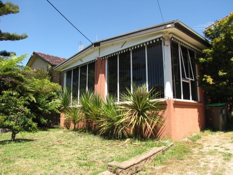 24 Bayley Street, Moe VIC 3825