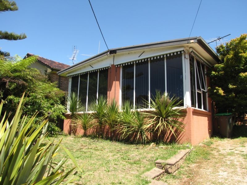 24 Bayley Street, Moe VIC 3825